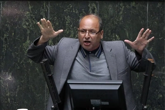 برلماني إيراني: إما الاتفاق وتعليق التخصيب وإما انتظار رئيس أميركي غير ترامب