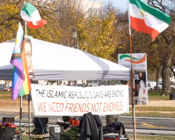 دومین روز تحصن کنشگران در حمایت از خیزش مردم ایران، در برابر کنگره آمریکا برگزار شد