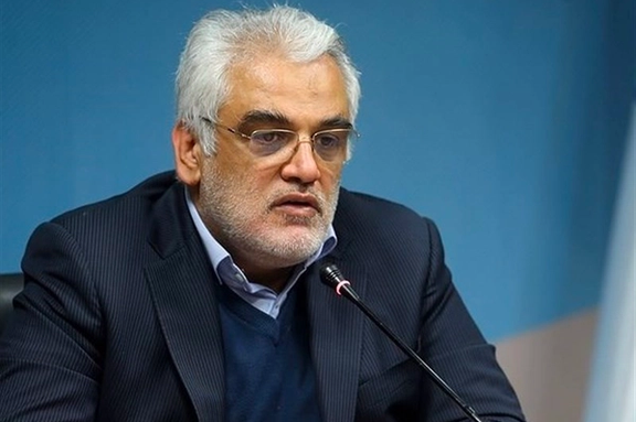 رییس دانشگاه آزاد: اینکه میگویند چیزی نگویید و بگذارید برهنگی کنند، برخلاف قرآن است