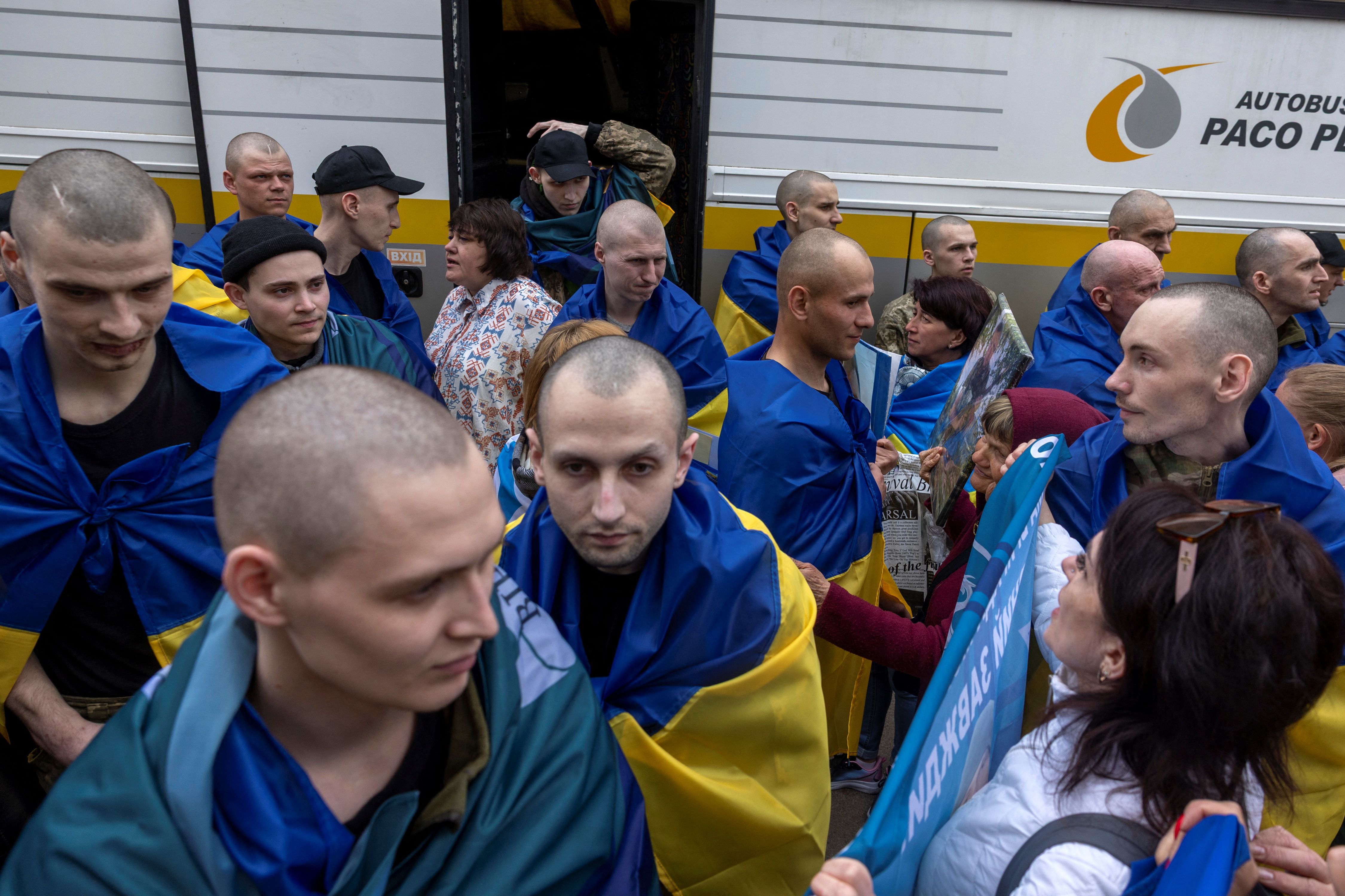 ترامپ از تکمیل فرایند تبادل اسرا بین مسکو و کی‌یف خبر داد؛ منابع اوکراینی: روند ادامه دارد