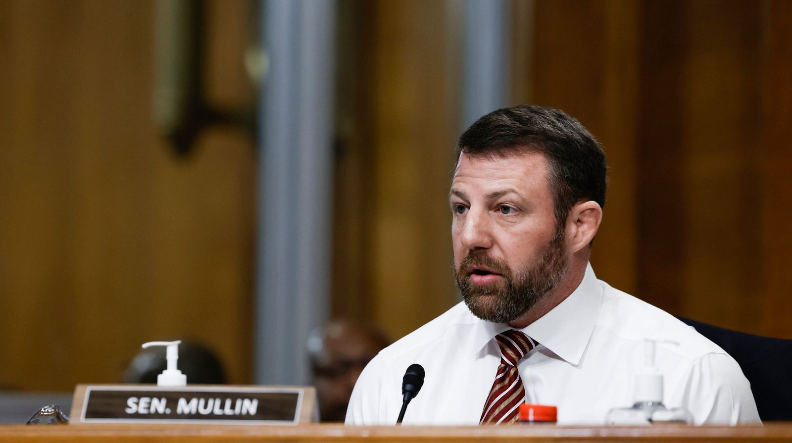 سناتور جمهوری‌خواه: از آزادی مردم ایران حمایت می‌کنیم