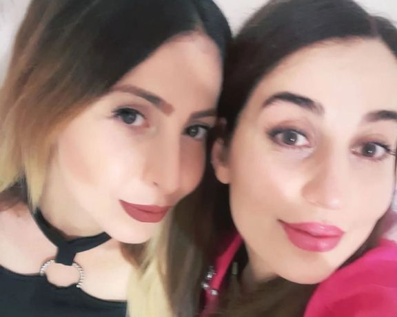 Elham and her sister Nahid Modaressi.