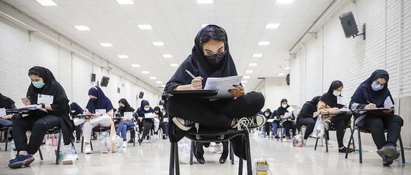 گزارش روزنامه شرق از ۲۳۸ سهم برای مردان و ۱۹ سهم برای زنان در اختصاص فرصت شغلی یک بانک