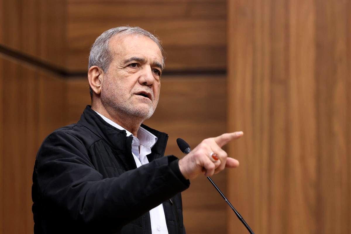 Tehran won’t bow to bullies but is open to talks, president says