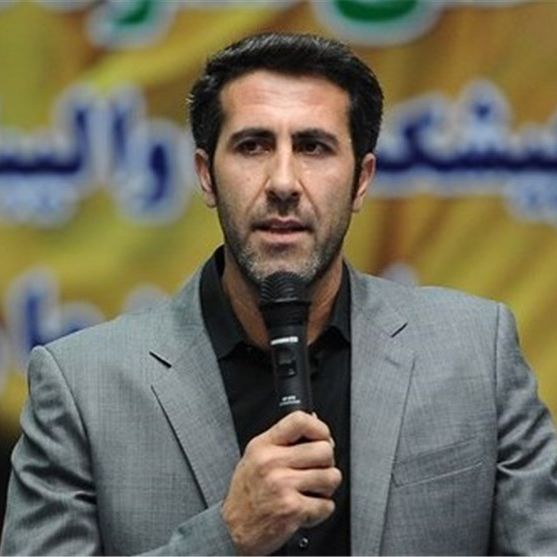 انتقاد بهنام محمودی از فدراسیون والیبال: داورزنی به جای عذرخواهی مکرر، استعفا بدهد و برود