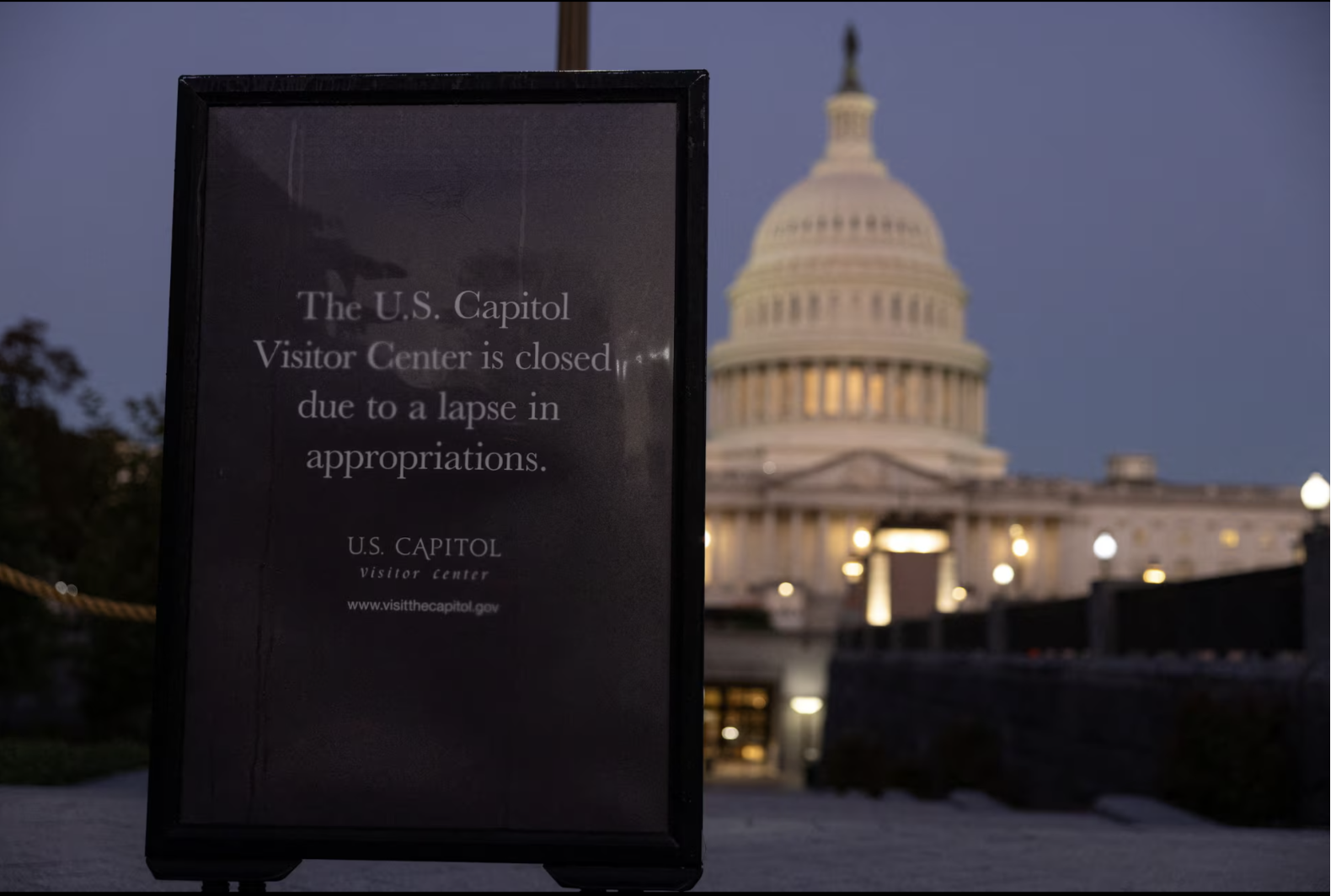 ادامه اختلاف در کنگره بر سر بودجه؛ دولت فدرال آمریکا همچنان تعطیل است