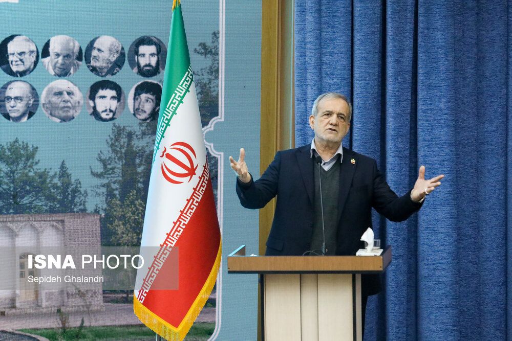 مسعود پزشکیان: به پیر و پیغمبر، با همین وضعیت می‌توانیم راحت مشکل مردم را حل کنیم