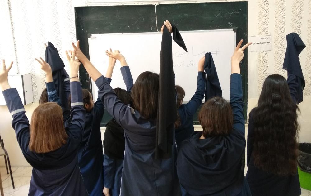 جمعی از فعالان مدنی خواستار رعایت حقوق کودکان در اطلاع‌رسانی‌‌ها درباره خیزش سراسری شدند