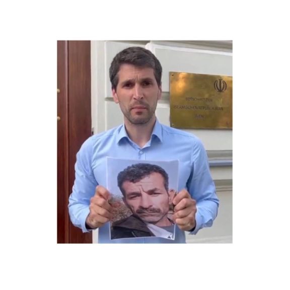 لوکاس هامر، نماینده پارلمان اتریش: عباس دریس پس از محاکمهای ناعادلانه در خطر اعدام است