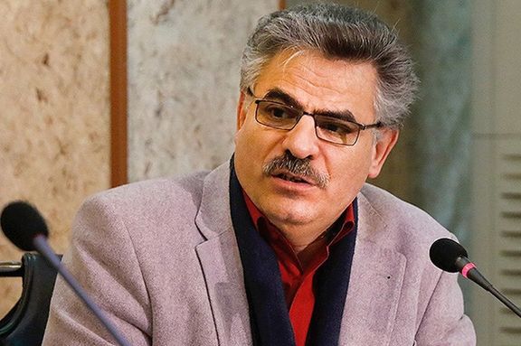 استاد پژوهشگاه علوم انسانی: حکومت میخواهد همه را مومن به ولایت فقیه و شیعه انقلابی کند