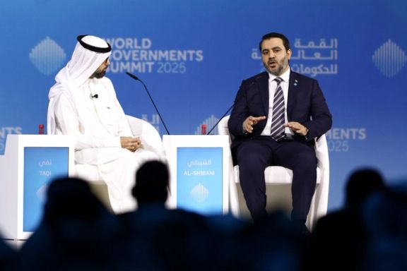 اسعد حسن الشیبانی، وزیر امور خارجه سوریه (سمت راست)، اجلاس جهانی دولتها، دوبی، ۲۴ بهمن