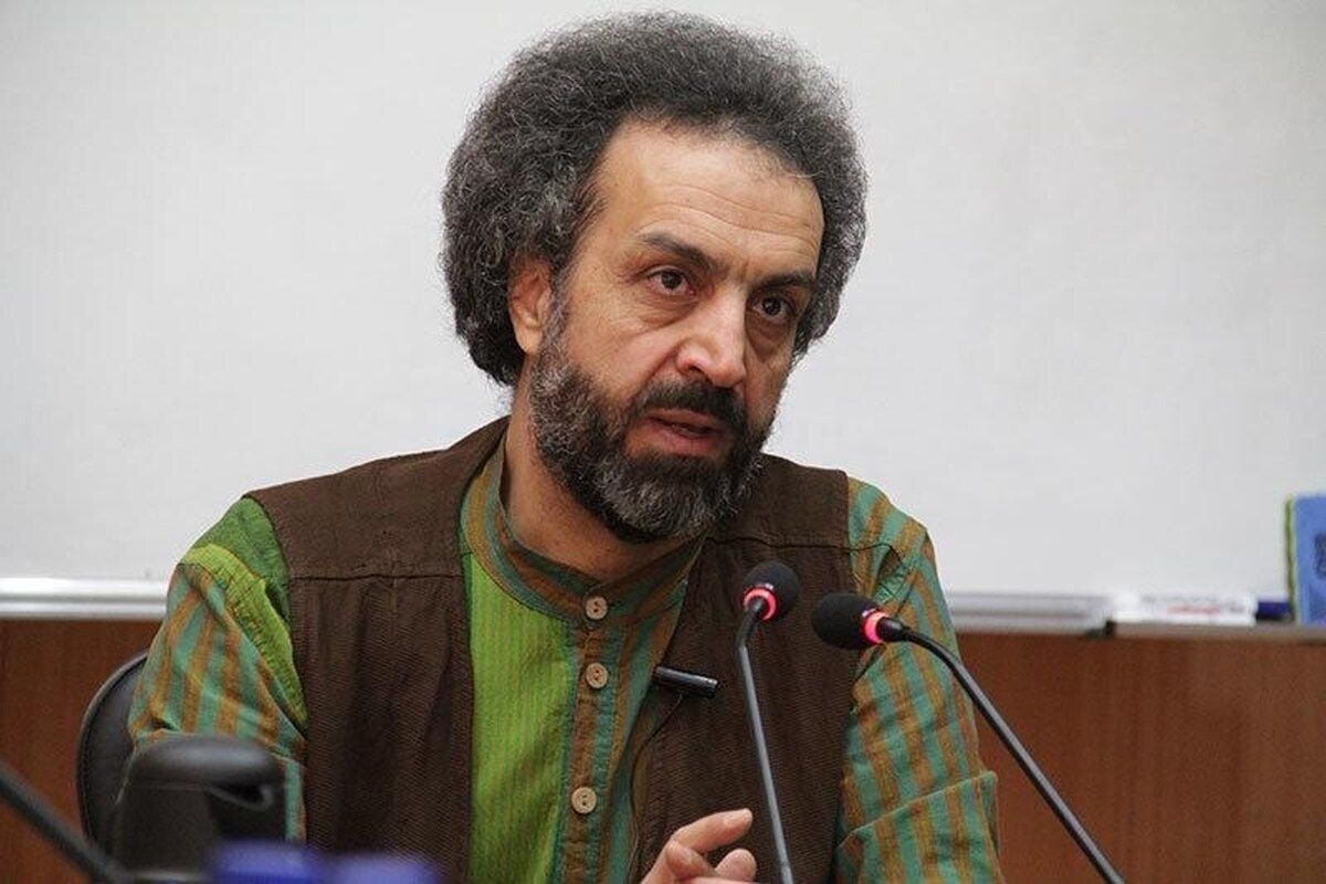 Mohsen Renani, professor of economics at Isfahan University