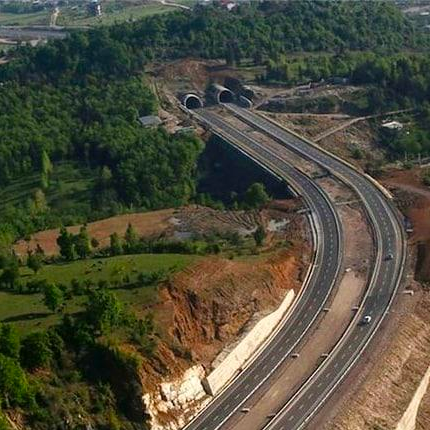 مقام دولتی: آزادراه تهران-شمال دسترسی شکارچیان را به منطقه حفاظت شده البرز آسان کرده است