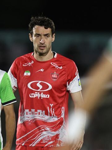 گلایه گولسیانی از پرسپولیس: انتظار داشتم باشگاه برای بازی شماره ۱۰۰ به من پیراهن میداد