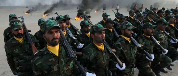 Hashd al-Shaabi fighters during military drills in Iraq
