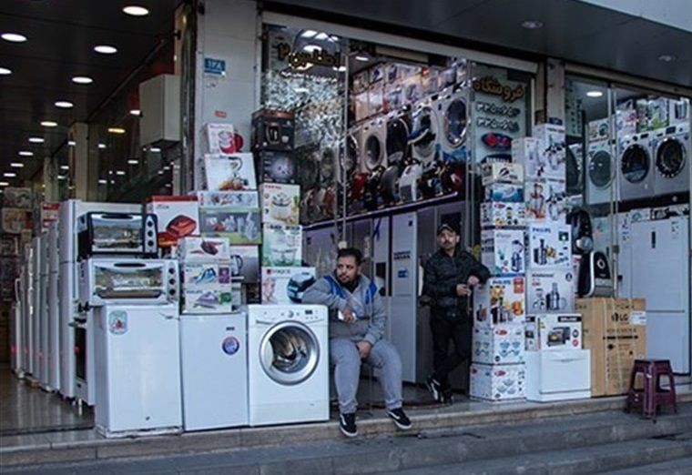 وزارت صمت: دستور خامنه‌ای درباره ممنوعیت واردات لوازم خانگی ادامه سیاست قبلی است