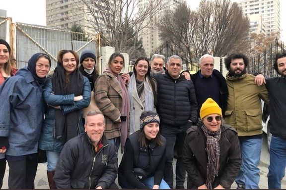 Actress Taraneh Alidousti (C) without veil after release from prison