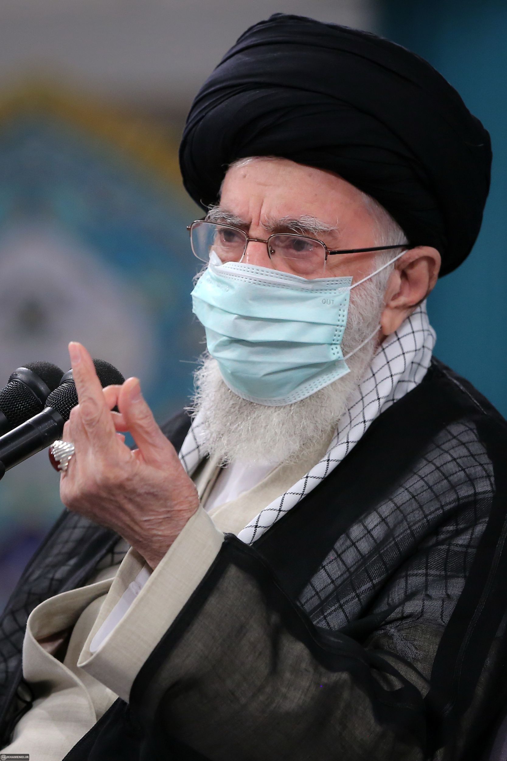 بعد بيع الأسلحة الإيرانية لروسيا.. خامنئي يتفاخر بـ"المسيرات" واتفاق أوروبي على فرض عقوبات