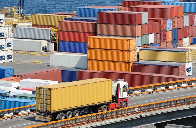 افرادی که یک‌شبه صادرکننده شدند «۹۳ درصد» درآمد ارزی صادرات‌ خود را پس ندادند