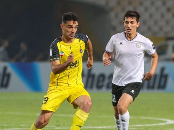 سپاهان ۲-۲ آخال؛ باورنکردنی در نقشجهان، سپاهان از پس آخال ۱۰ نفره بر نیامد!