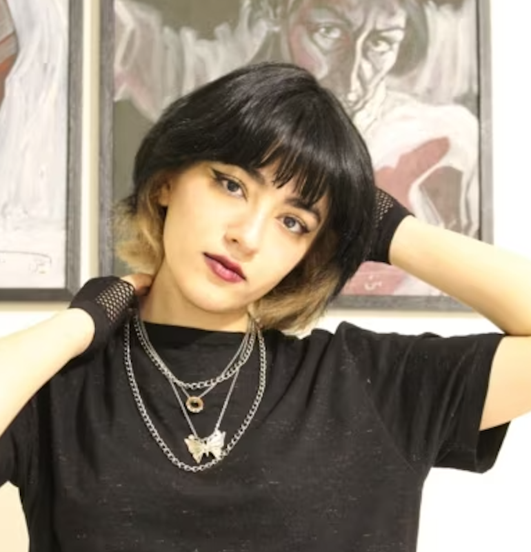 خاله نیکا شاکرمی: آقای طهماسب! دلقک‌بازی و به سخره گرفتن داغ ما، مصداق بارز شکنجه است