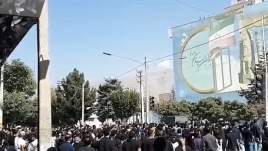 خیزش مردم ایران‌زمین و بیدار شدن غرب از خواب خرگوشی