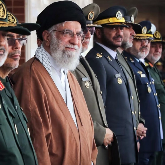 صحيفة بريطانية تنتقد "التساهل الأوروبي" مع النظام الإيراني