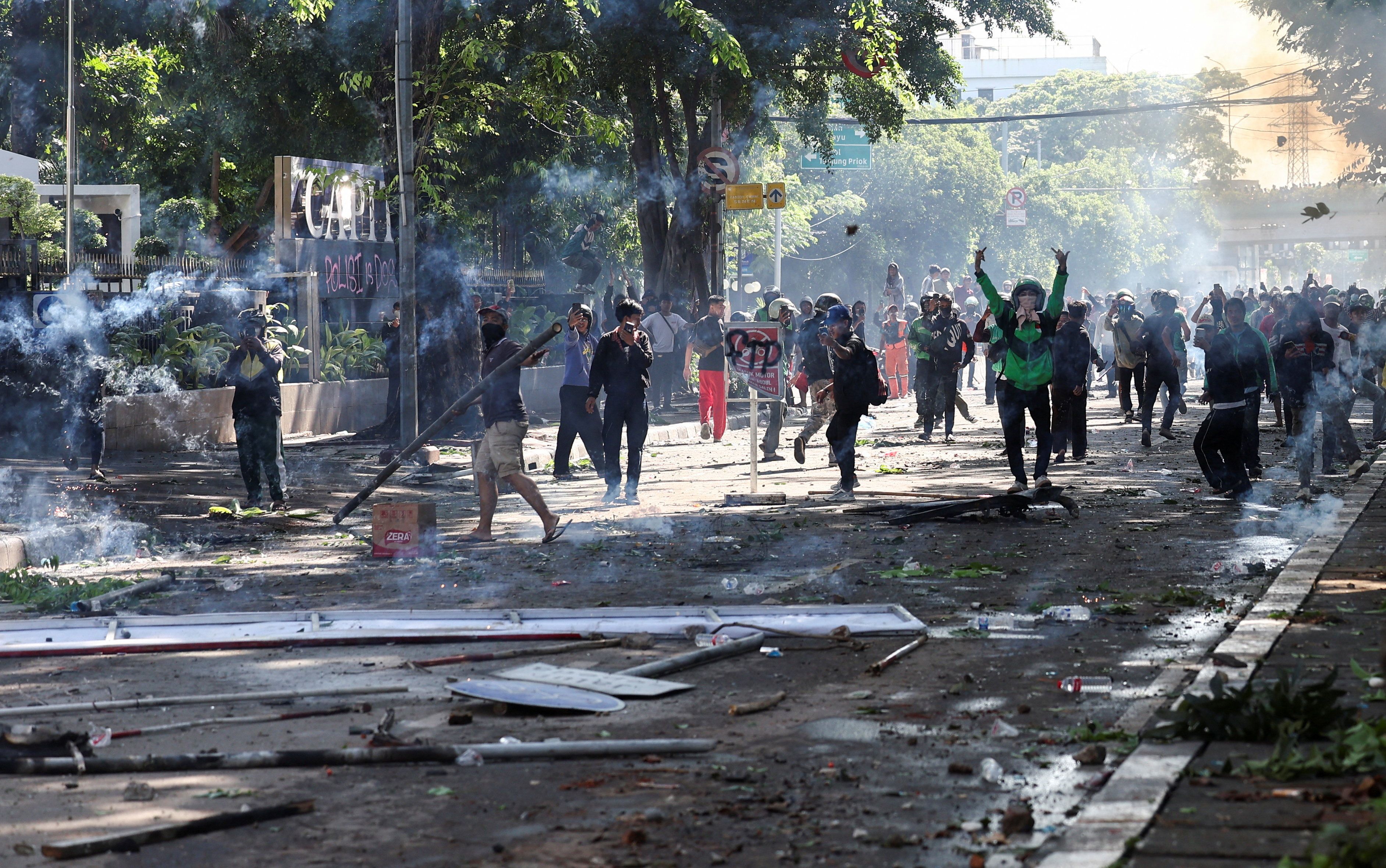 اعتراضات گسترده علیه پلیس اندونزی پس از مرگ یک پیک موتوری اوج گرفت