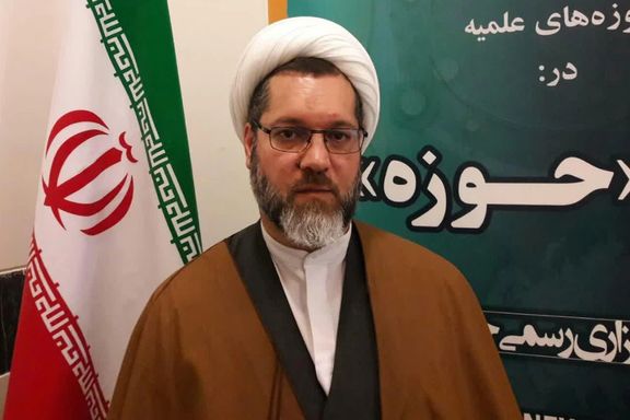 نمایندگی خامنهای در امور اهل سنت کرمانشاه: ارزشها در فضای مجازی آتش به اختیار بیان شود