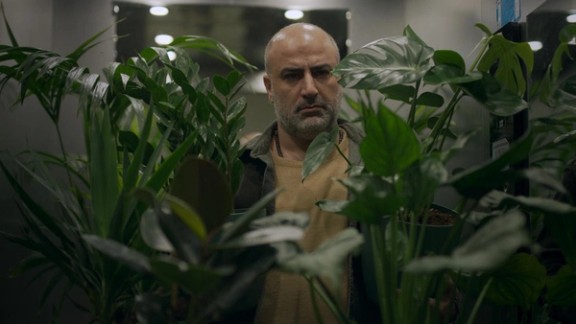 صحنهای از فیلم کمی نور ساخته علی عسگری