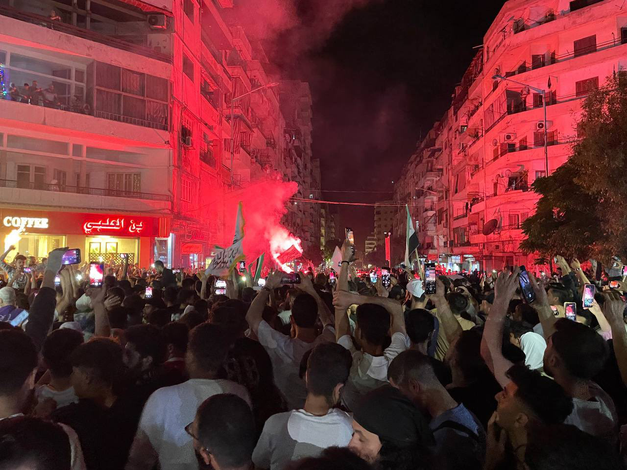 شادی مردم سوریه پس از اعلام خبر لغو تحریم‌های آمریکا علیه این کشور