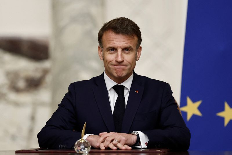 امانوئل مکرون: فرانسه ممکن است در ماه ژوئن کشور فلسطین را به رسمیت بشناسد