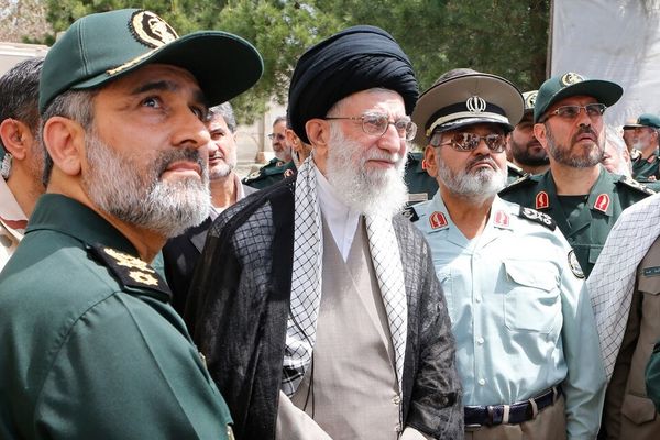 علی لاریجانی: خامنهای در جنگ ۱۲ روزه لحظه به لحظه صحنه را کنترل میکرد