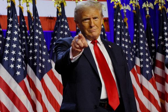 دونالد ترامپ: امنیت عربستان، امارات و قطر را تامین و تحریم سوریه را کم میکنیم