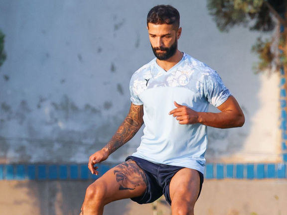 نقرهداغ مدافع سابق استقلال؛ ۶۰۰ میلیون تومان، جریمه آرمین سهرابیان برای تتوی ومپایر