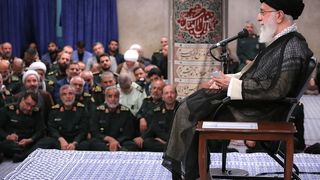 نظام وطنسوز؛ کشور در آستانه جنگ و تحریم