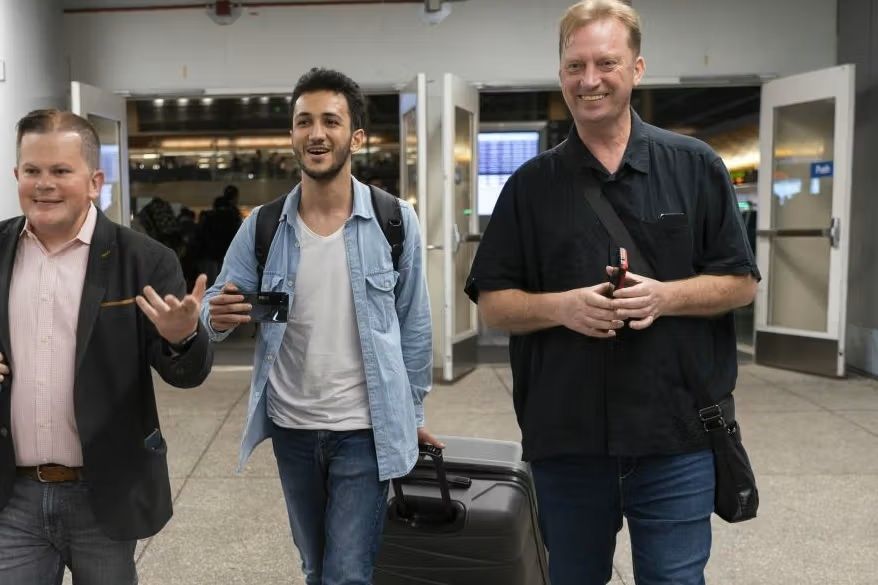 روایت دو زندانی از مشهد تا سن‌دیگو، مایکل وایت و مهدی وطن‌خواه