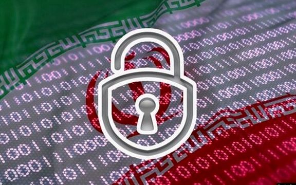 وزير الاتصالات الإيراني السابق: النظام "شرطي" يراقب المواطنين و"الحجب" الحل الوحيد لديه