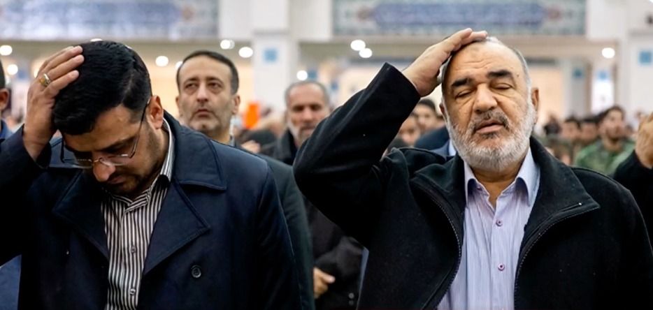 "وثيقة مسربة".. المرشد الإيراني يؤكد: الاحتجاجات ستستمر والباسيج ضعيف وأداء الحكومة بطيء