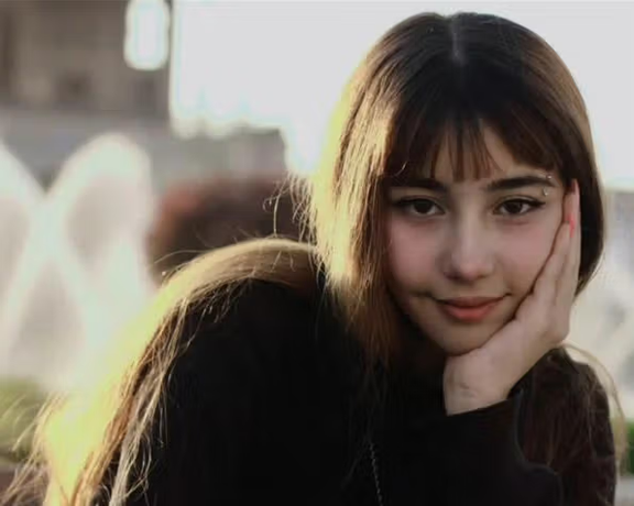 Teenage political prisoner Bita Shafiee