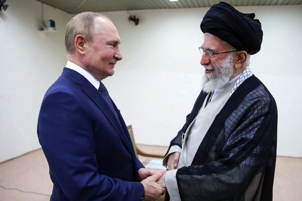 Iranian MP says Russia may be willing to give Tehran nuclear weapons