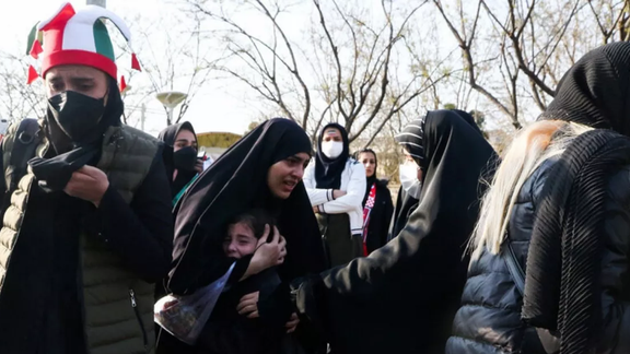 ساکت، عضو هیات رئیسه فدراسیون: زنان در فرهنگسراها بازی ایران با قطر را تماشا میکنند
