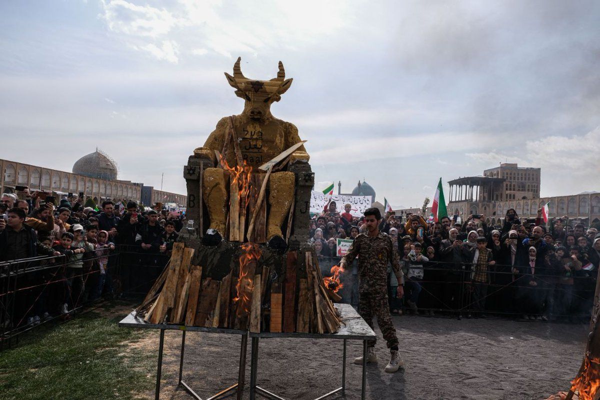 Why were ‘Baal’ statues burned at Iran’s revolution anniversary rallies?