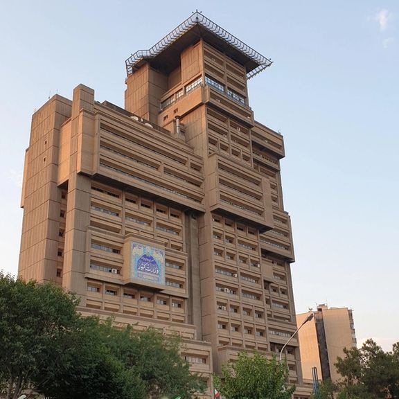 Officials say Interior Ministry's pro-vote texts lower Iran turnout