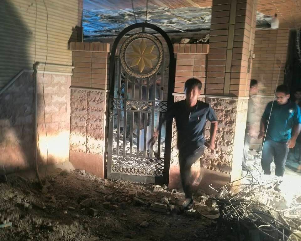 یک مقام استانداری خوزستان می‌گوید در حملات موشکی آمریکا، هفت نفر کشته و هشت نفر مجروح شدند