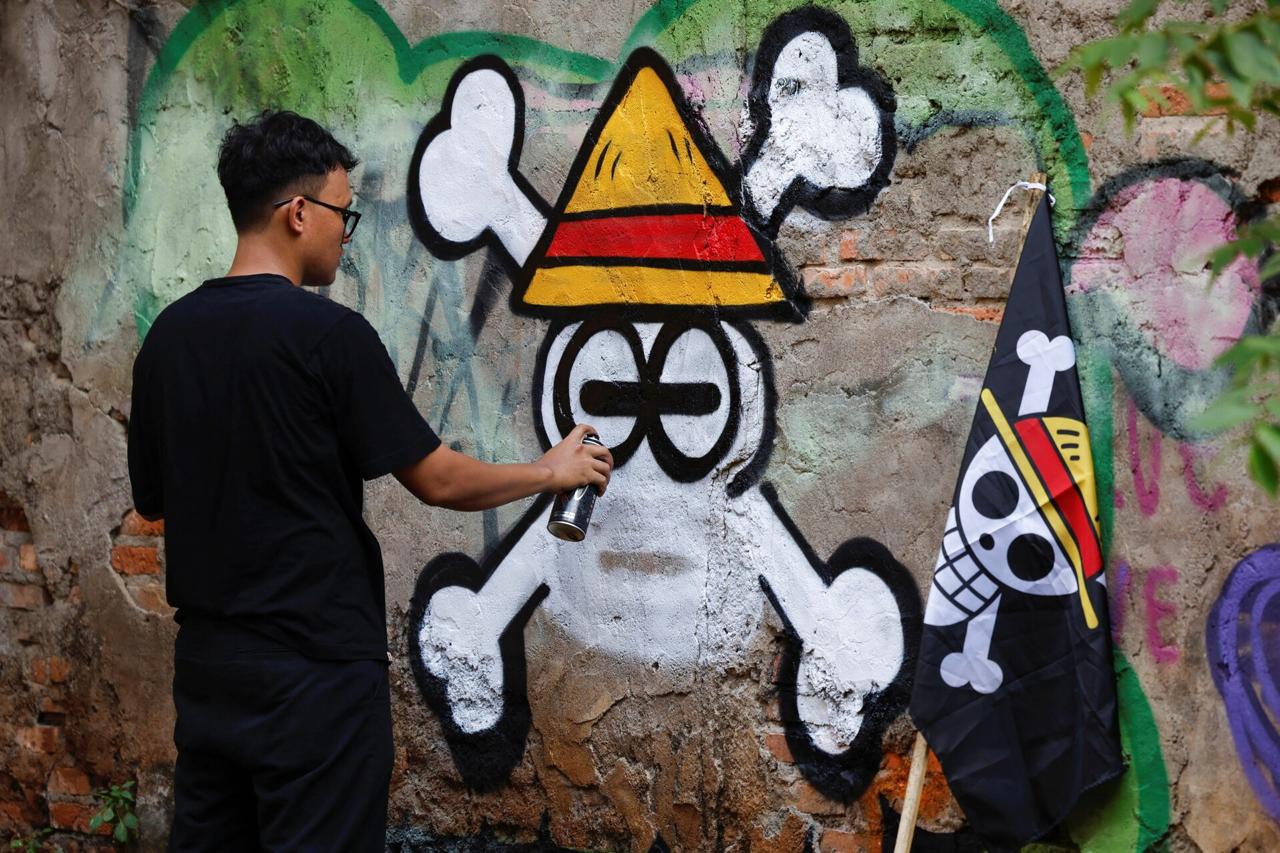 چگونه پرچم دزدان دریایی «وان پیس» به نماد جبنش اعتراضی نسل زد تبدیل شد؟