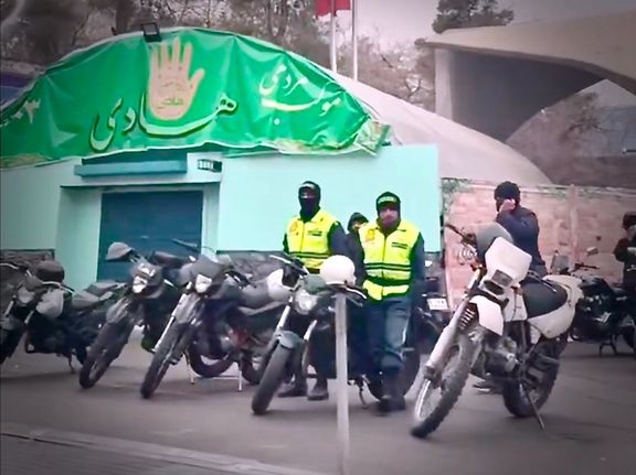 Security forces stationed outside the main gate of Tehran University, February 13, 2025