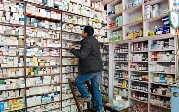 انجمن داروسازان: گردش مالی پنج داروخانه دولتی تهران از سه هزار داروخانه خصوصی بیشتر است