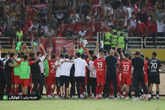 یک بازی محرومیت برای هواداران مرد تراکتور به دلیل توهین به هواداران زن استقلال