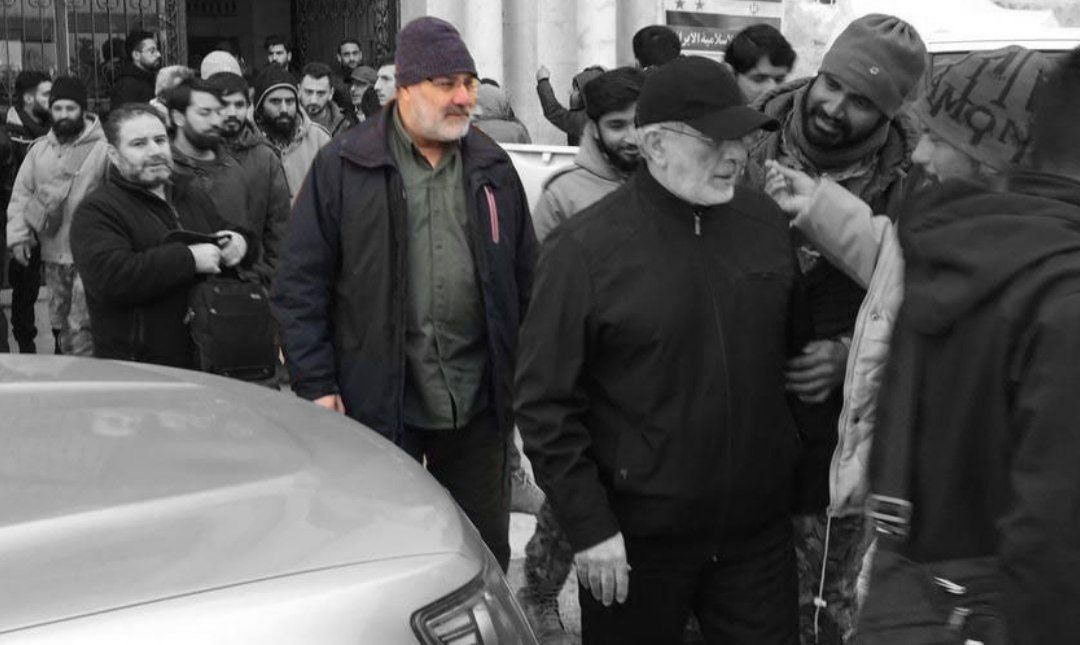 IRGC commander Mohammad Reza Zahedi, center, see n with Quds Force commander in the foreground.